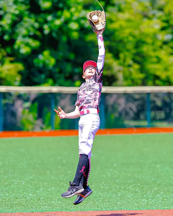 Youth baseball action photography